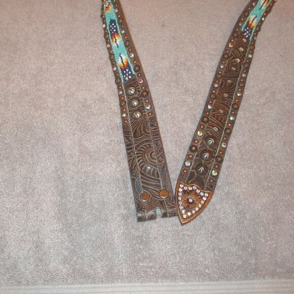 Rod's Arrow Beaded Hand Tooled Leather Belt Size M Rhinestones Studs Western - Picture 5 of 13